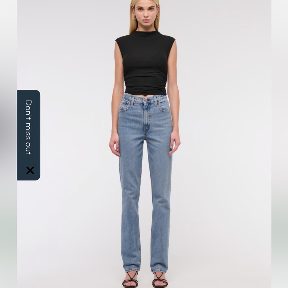Abercrombie & Fitch Classic Blue 90s slim Straight ultra high rise Jeans